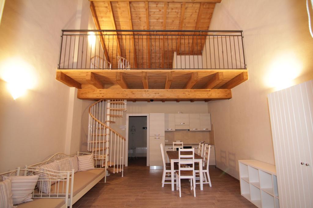 Agriturismo Cascina Della Fontana لودي الغرفة الصورة